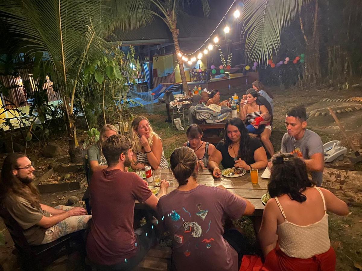 Luminosa Uvita Hostel מראה חיצוני תמונה