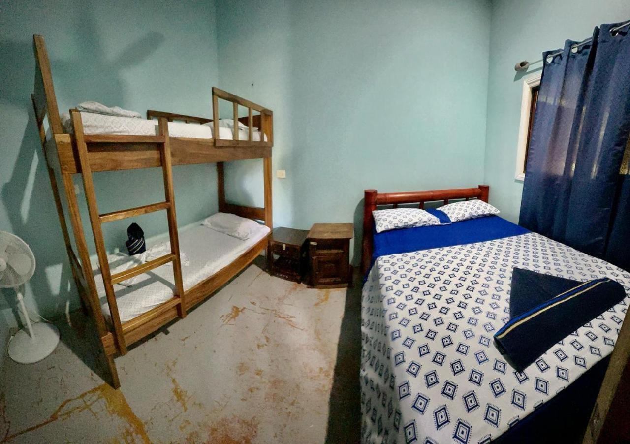 Luminosa Uvita Hostel מראה חיצוני תמונה